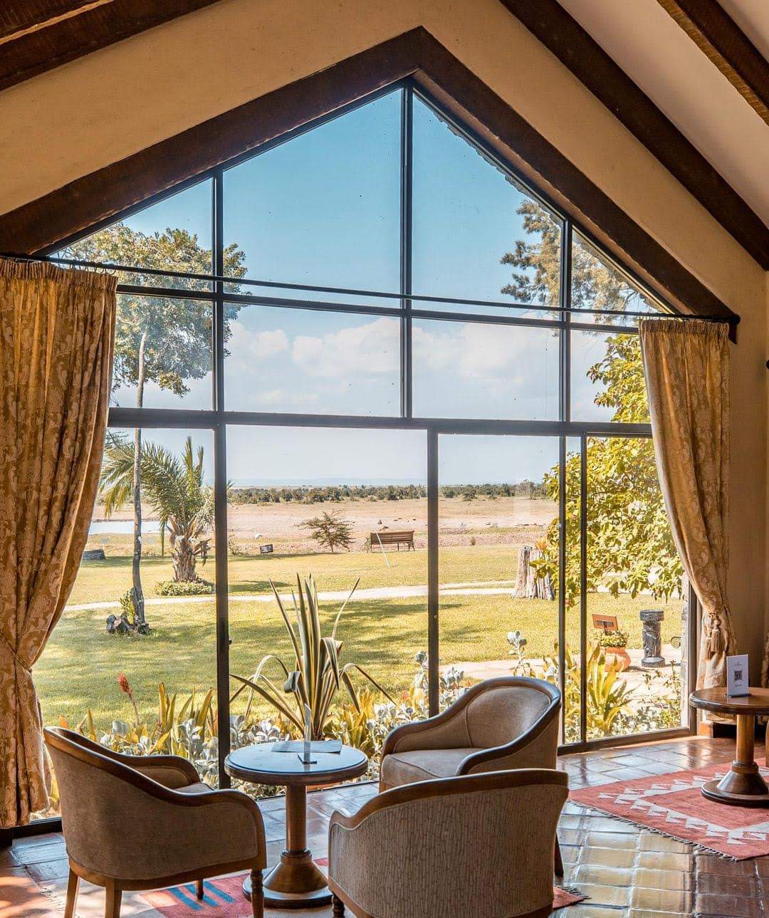 elementaita serena common area